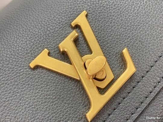 LOUIS PM LOCKME CHAIN VUITTON 0815